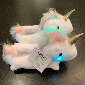 NWT Light-up Plush Unicorn Slippers